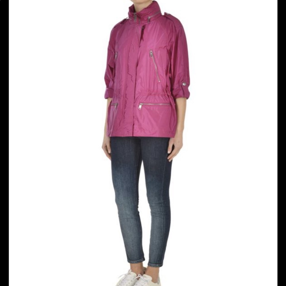 Burberry tanbridge light parka in fuchia